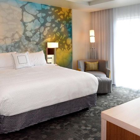 Courtyard By Marriott Youngstown Canfield Exteriér fotografie