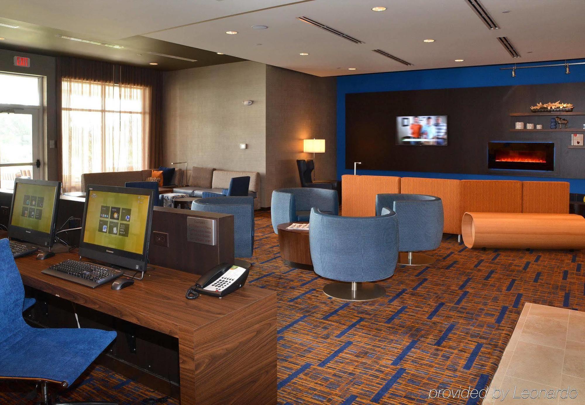 Courtyard By Marriott Youngstown Canfield Exteriér fotografie